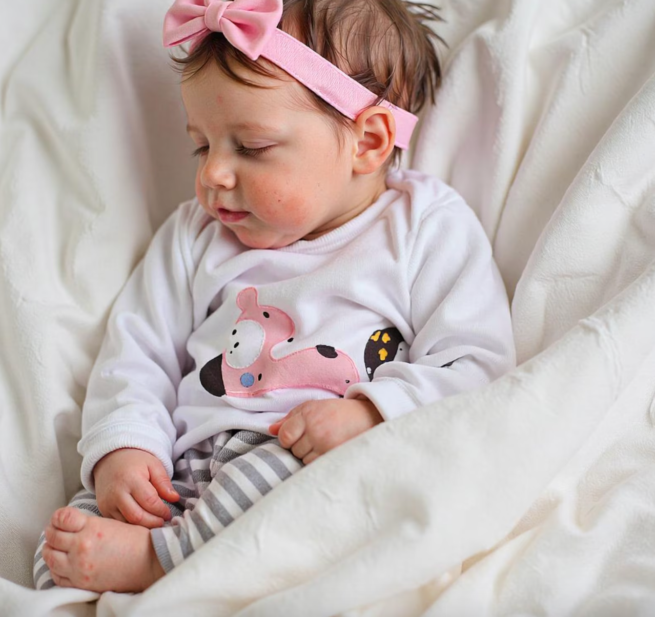 S.uper Sweet Sleeping Reborn Baby Girl N.ewborn Doll with Soft Brown Hair